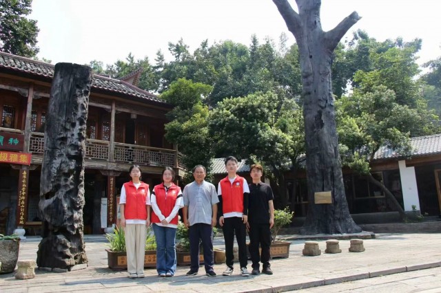 乌木1.jpg